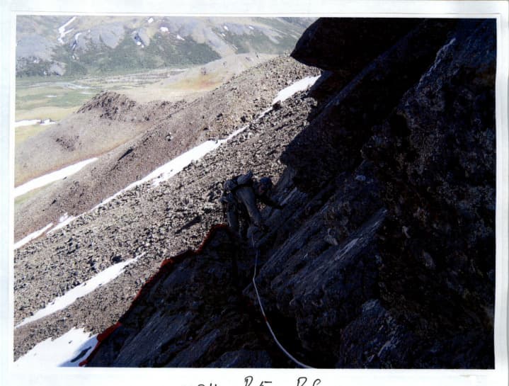 12_image_1.jpg