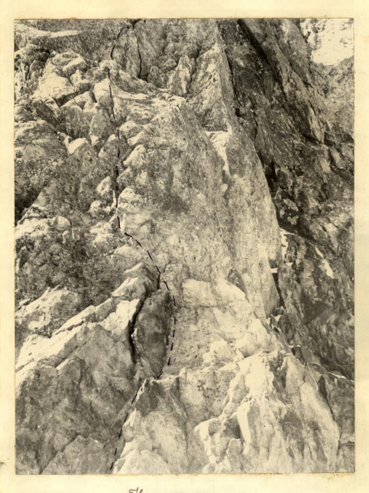 2_image_1.jpg