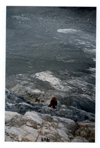 9_image_1.jpg