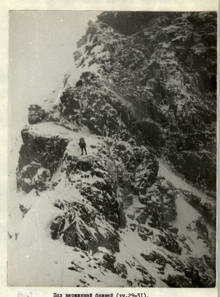 12_image_1.jpg