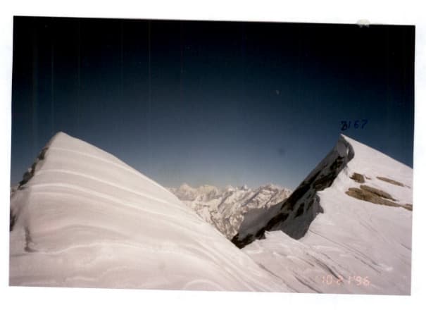 11_image_1.jpg