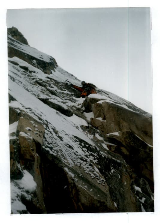 12_image_0.jpg